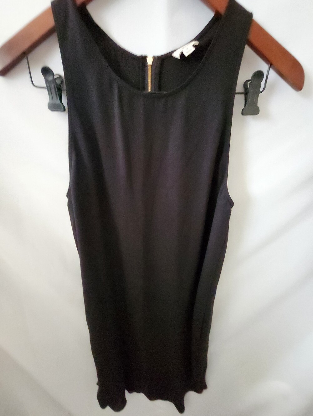 Wilfred Sleeveless Black Dress. Size Medium